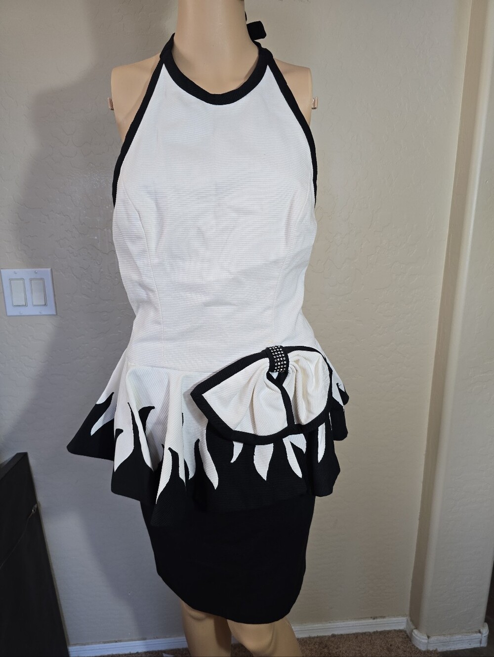 Vintage Tootsies Black & White Halter Peplum Classic Two-Tone Womens Dress